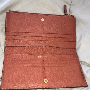 Tory Burch wallet